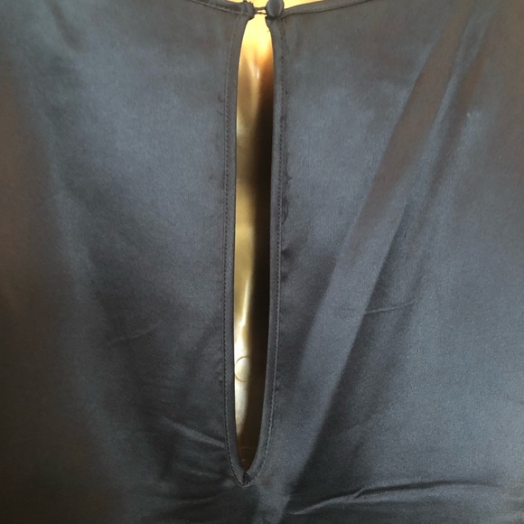 Top - Picture 2 of 5